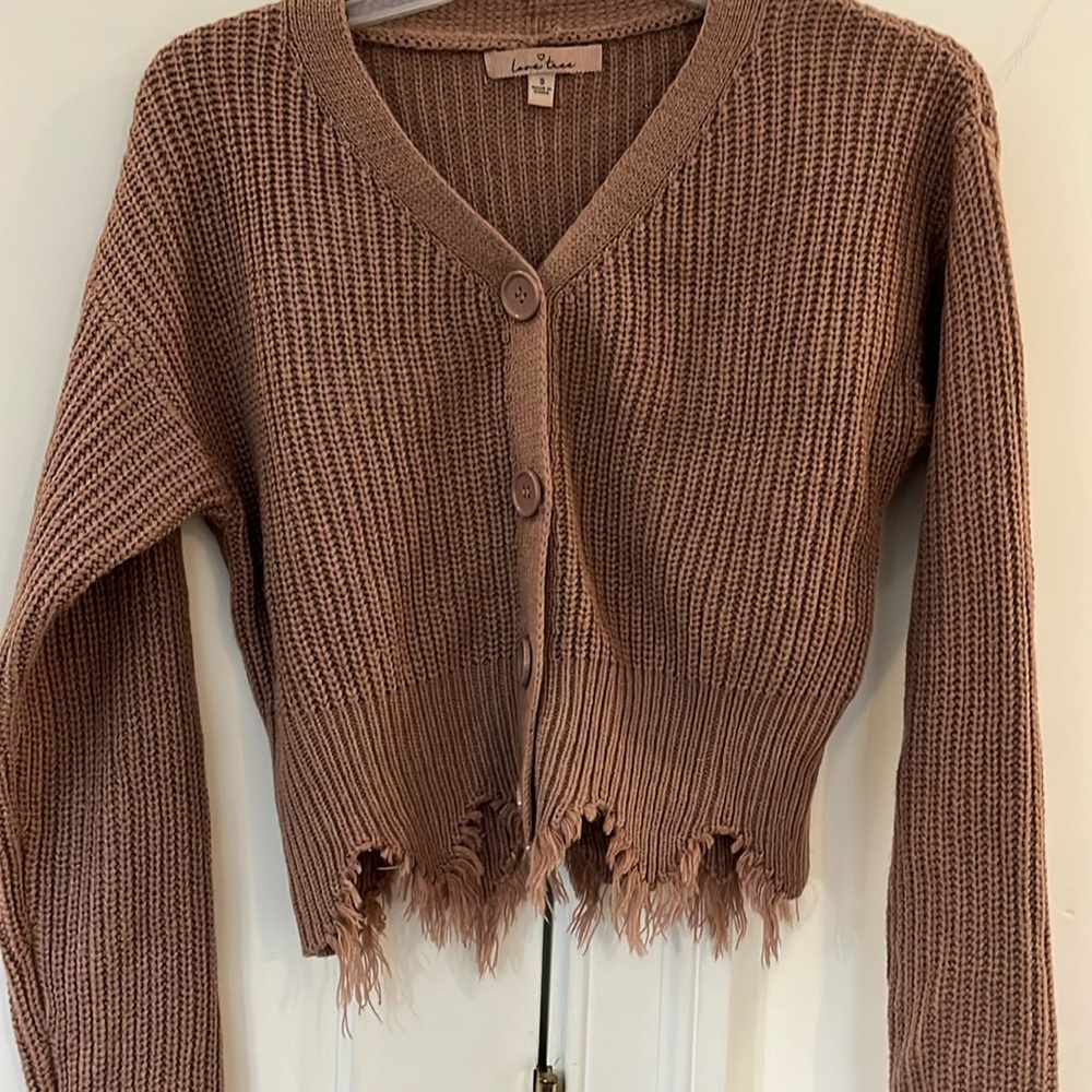 Love treet cardigan sweater